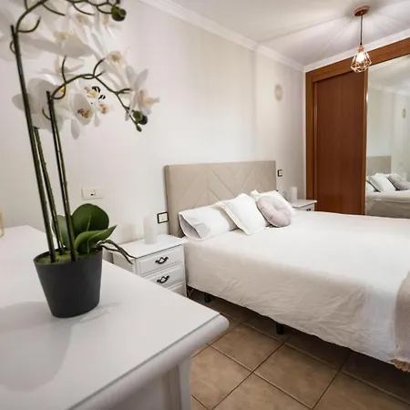 דירה Beachfront Penthouse ארינאגה